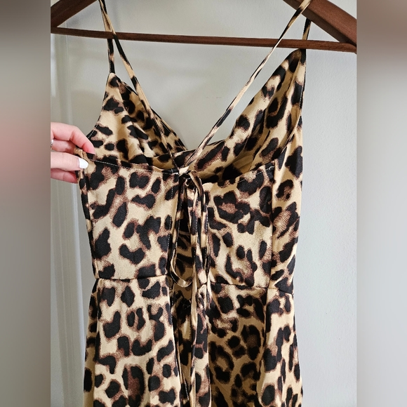 Leopard Print Romper - Picture 4 of 5